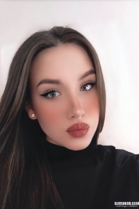 Юлия Вайн