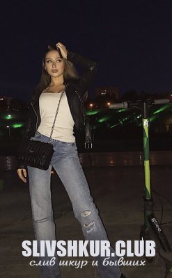 Алиса Золотова